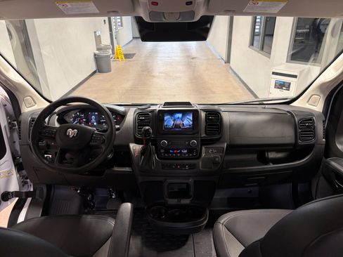 Used 2025 RAM ProMaster 3500 w/ Convenience Group image 34