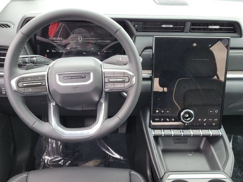 New 2026 GMC Terrain Denali AWD/4WD image 11