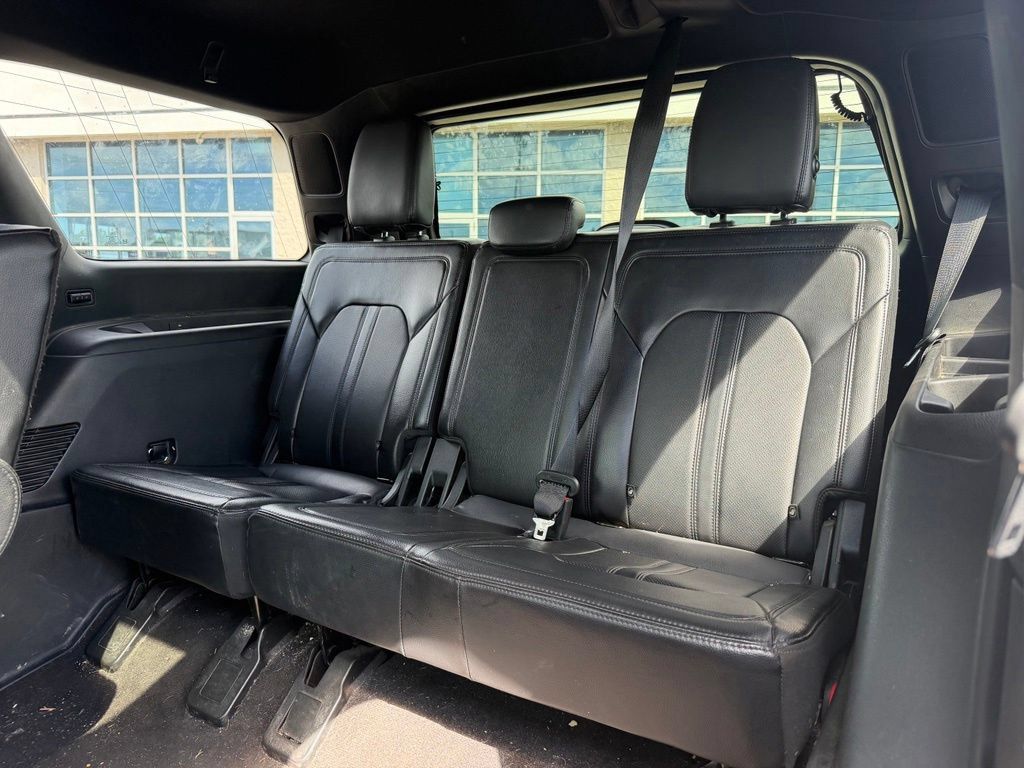 Used 2021 Ford Expedition Limited AWD/4WD image 19