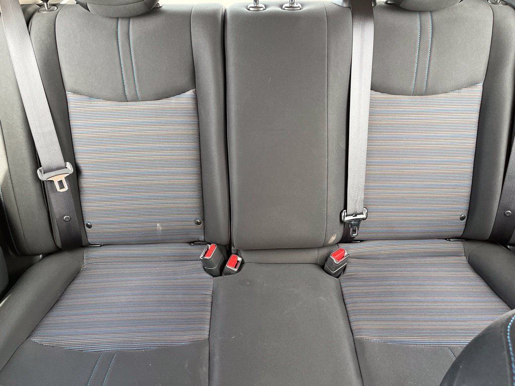 Used 2025 Nissan Leaf S FWD image 17
