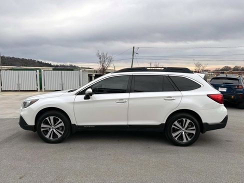 Used 2019 Subaru Outback 2.5i Limited image 8