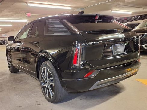 New 2026 Cadillac Optiq Sport 1 image 10