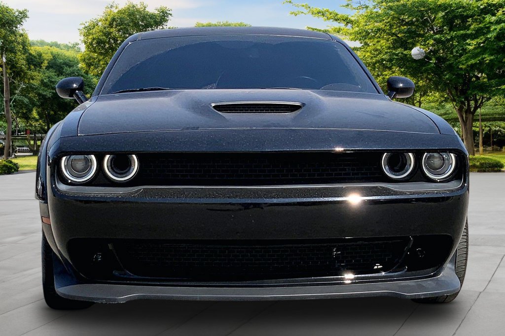 Used 2023 Dodge Challenger R/T Scat Pack w/ T/A Package RWD image 2