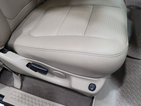 Used 2001 Ford F350 Lariat image 71