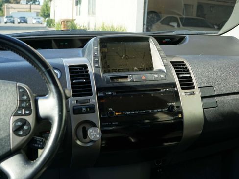 Used 2009 Toyota Prius Touring FWD image 38