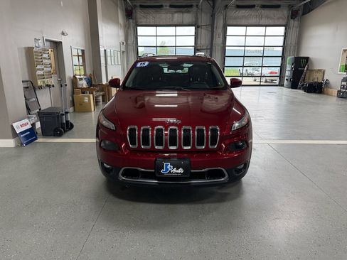 Used 2015 Jeep Cherokee Limited AWD/4WD image 3