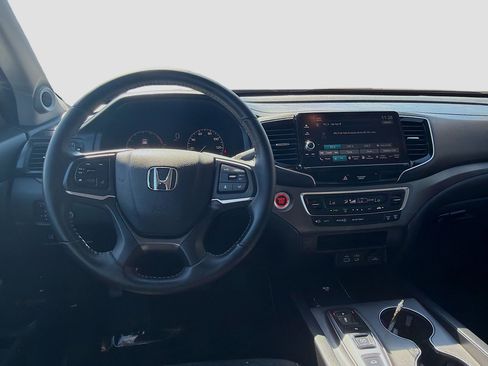 Certified 2024 Honda Ridgeline Sport image 20