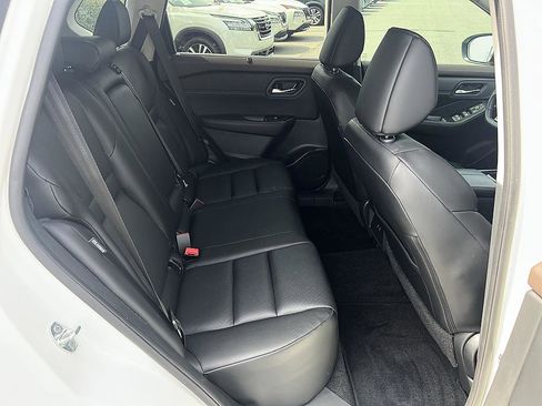 Certified 2023 Nissan Rogue SV w/ SV Premium B Package image 16