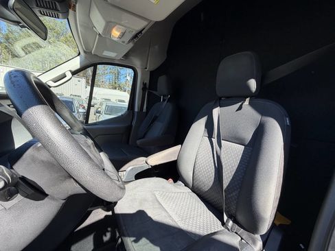 Used 2020 Ford Transit 350 XLT image 14