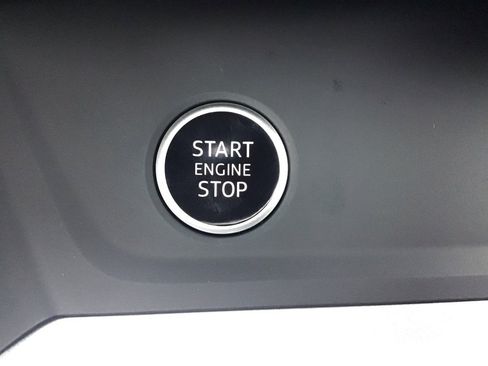 New 2025 Audi Q3 2.0T Premium image 19