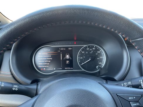 Used 2020 Nissan Kicks SR w/ SR Premium Package image 12