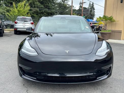 Used 2020 Tesla Model 3 Standard Range Plus RWD image 2