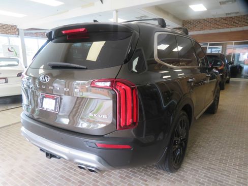 Used 2020 Kia Telluride SX FWD image 4