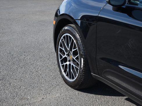 Used 2018 Porsche Macan Sport Edition image 8