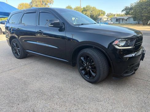 Used 2017 Dodge Durango R/T w/ Blacktop Package RWD image 3