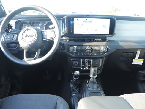 New 2025 Jeep Gladiator Sport image 24