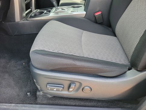 Used 2024 Toyota 4Runner SR5 image 5