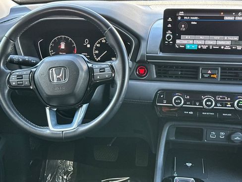 Certified 2025 Honda Pilot EX-L image 15