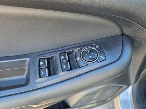 Used 2023 Ford Edge SEL w/ Convenience Package image 19