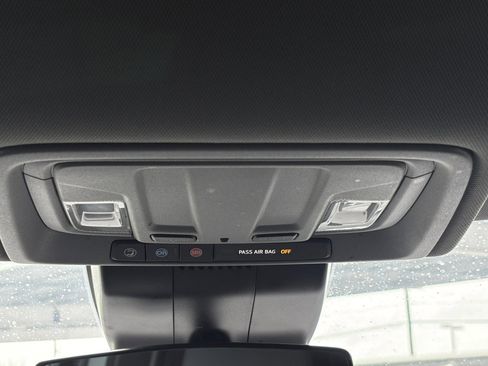 Used 2023 Chevrolet Silverado 1500 RST image 7