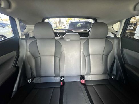 Used 2022 Subaru Crosstrek 2.5i Sport w/ Moonroof Package AWD/4WD image 22