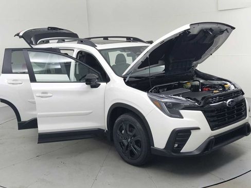 New 2025 Subaru Ascent Bronze Edition w/ Onyx Package image 9