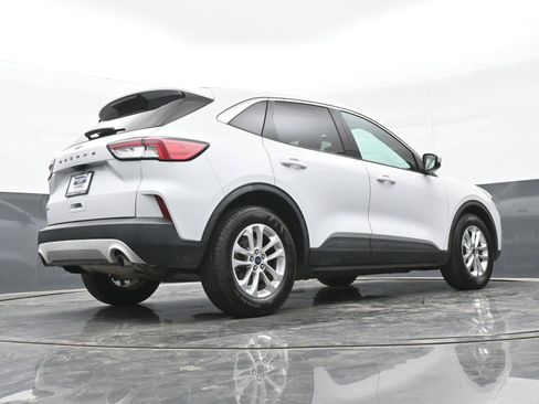 Used 2021 Ford Escape SE w/ Convenience Package FWD image 44