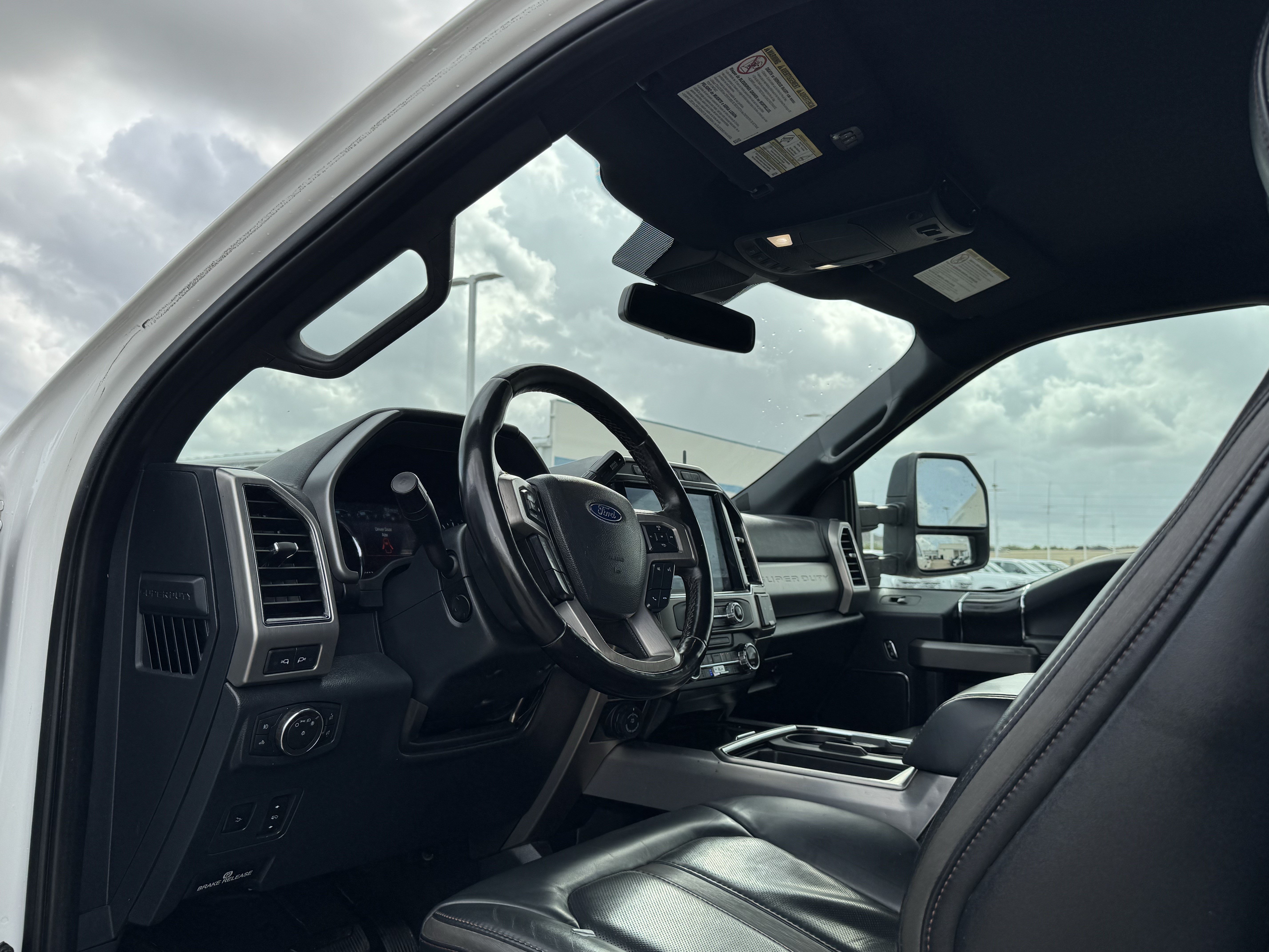 Used 2022 Ford F250 Platinum AWD/4WD image 16