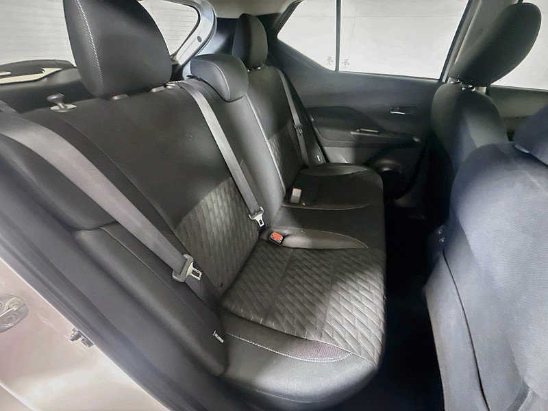 Used 2023 Nissan Kicks SV FWD image 24