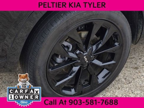 Certified 2022 Kia Sorento SX image 8