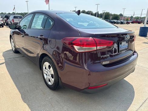 Used 2018 Kia Forte LX FWD image 6