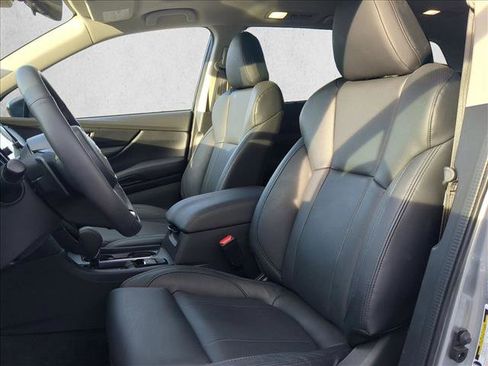 Certified 2025 Subaru Ascent Bronze Edition image 17