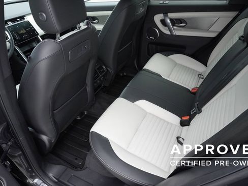 Used 2025 Land Rover Discovery Sport Dynamic SE AWD/4WD image 29