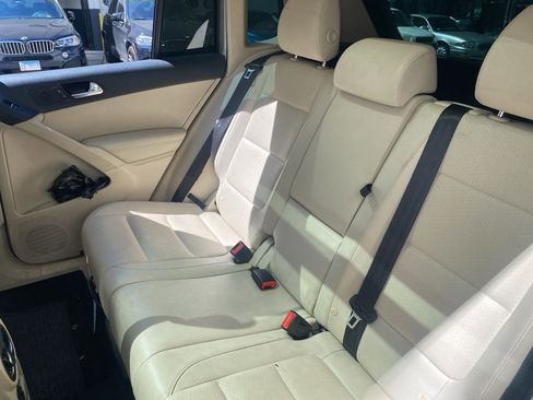 Used 2012 Volkswagen Tiguan SE FWD image 14