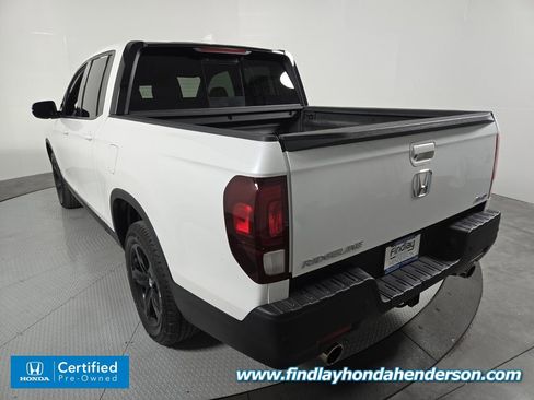 Certified 2022 Honda Ridgeline Black Edition image 4