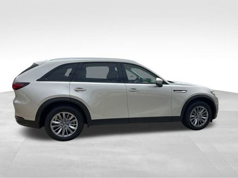 Used 2025 MAZDA CX-90 3.3 Turbo w/ Preferred Package AWD/4WD image 12