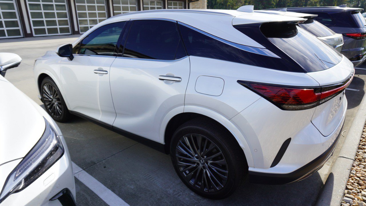 Used 2025 Lexus RX 350 AWD w/ Convenience Package image 9