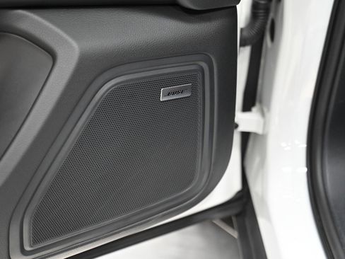 Used 2023 Porsche Macan image 20