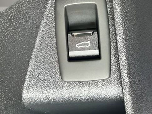 New 2026 BMW X1 xDrive28i w/ Technology Package image 11