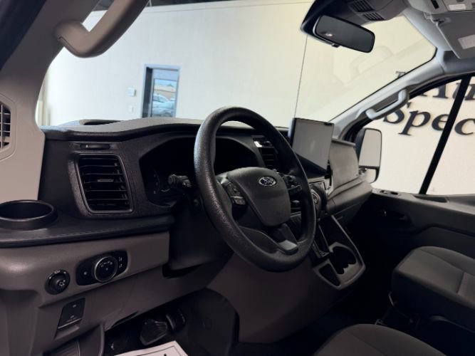 Used 2023 Ford Transit 350 XLT RWD image 14