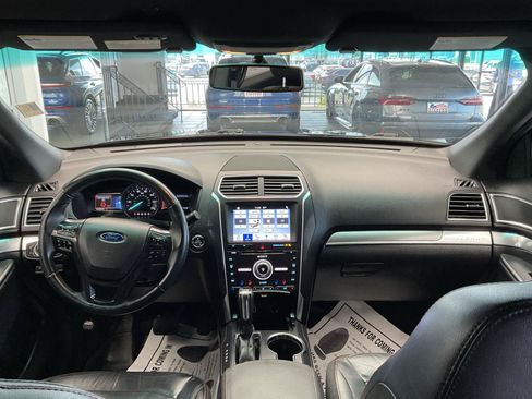 Used 2017 Ford Explorer Sport w/ Equipment Group 401A AWD/4WD image 16
