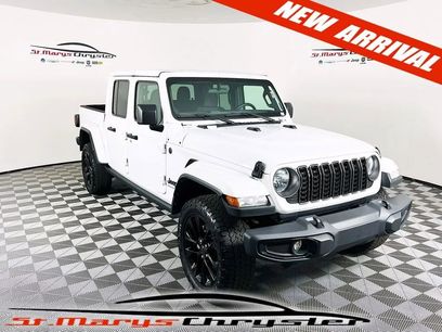 Used 2024 Jeep Gladiator Sport