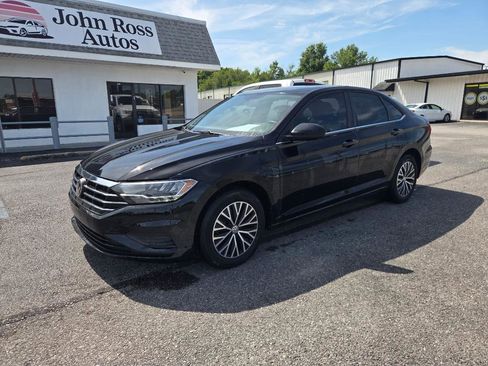 Used 2021 Volkswagen Jetta S w/ Driver Assistance Package image 2