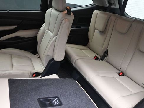 Used 2019 Subaru Ascent Limited image 21