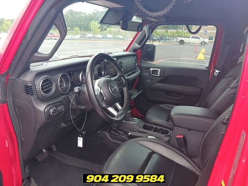 Used 2022 Jeep Gladiator Overland w/ Popular Equipment Package AWD/4WD image 7