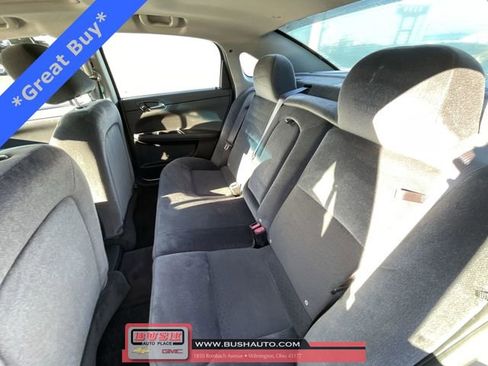 Used 2015 Chevrolet Impala LT w/ LT Sunroof Package image 22