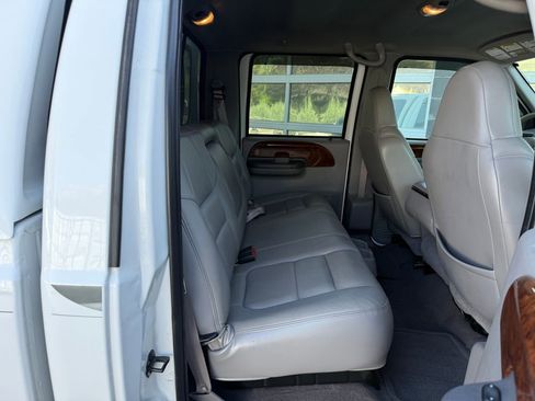 Used 2001 Ford F250 Lariat AWD/4WD image 40