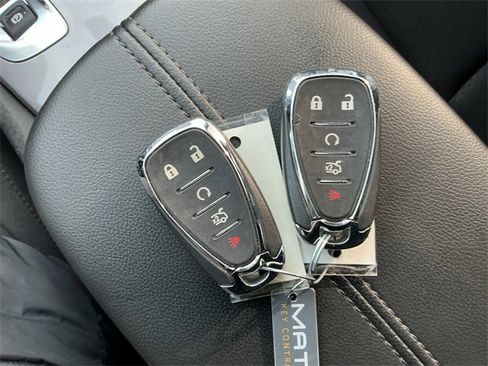 Used 2022 Chevrolet Malibu LT w/ Redline Edition image 23