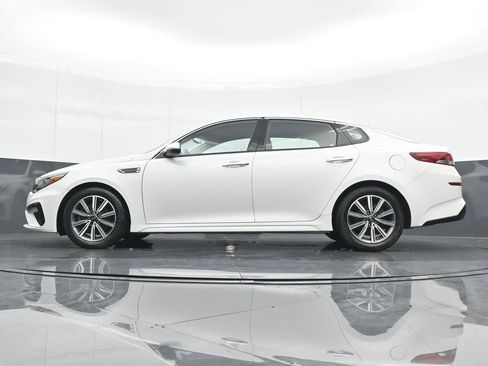 Used 2020 Kia Optima EX image 18