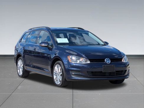 Used 2016 Volkswagen Golf Limited Edition FWD image 6